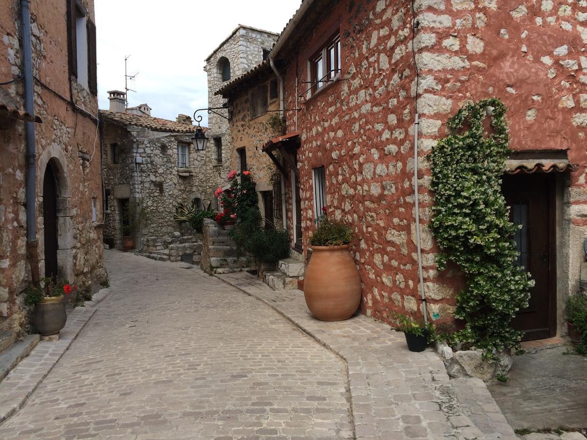 Auberge De Tourrettes Exterior foto