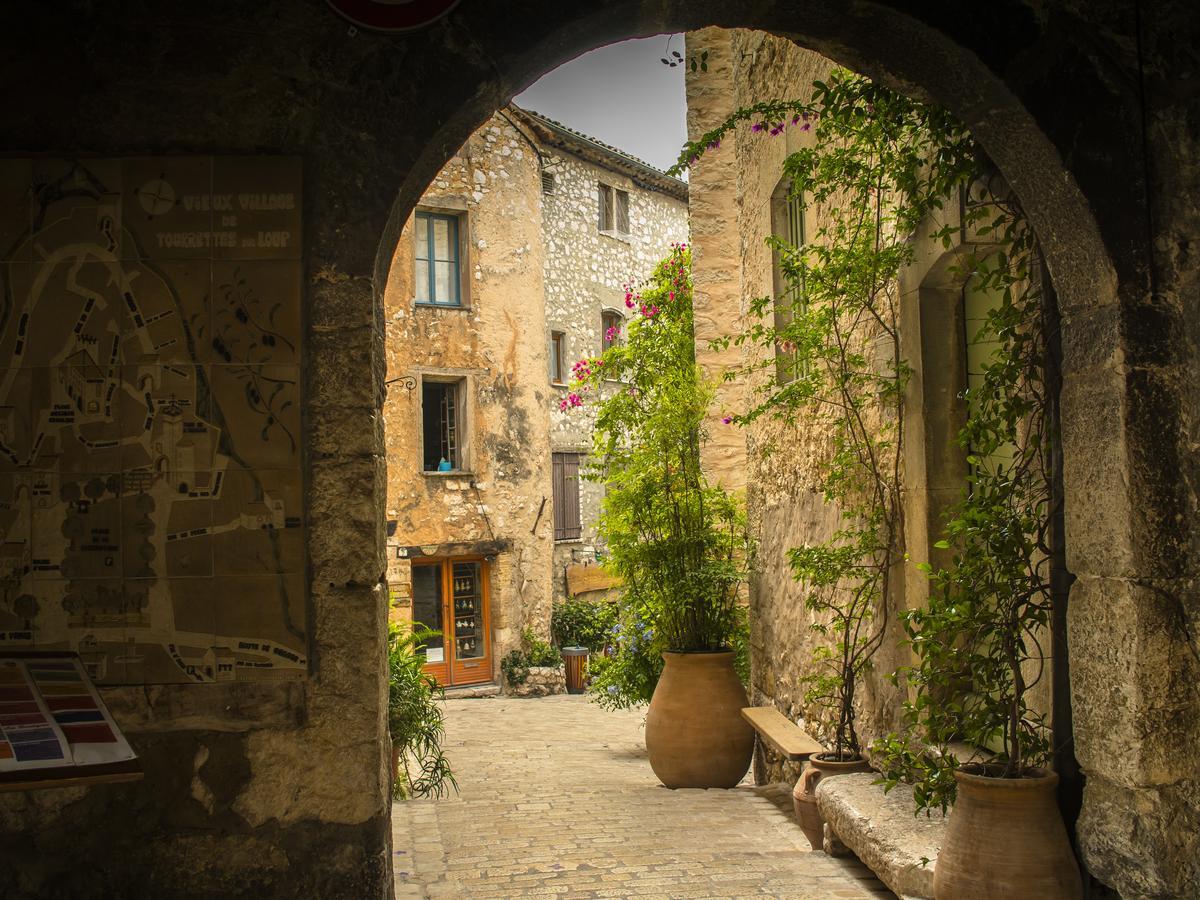 Auberge De Tourrettes Exterior foto